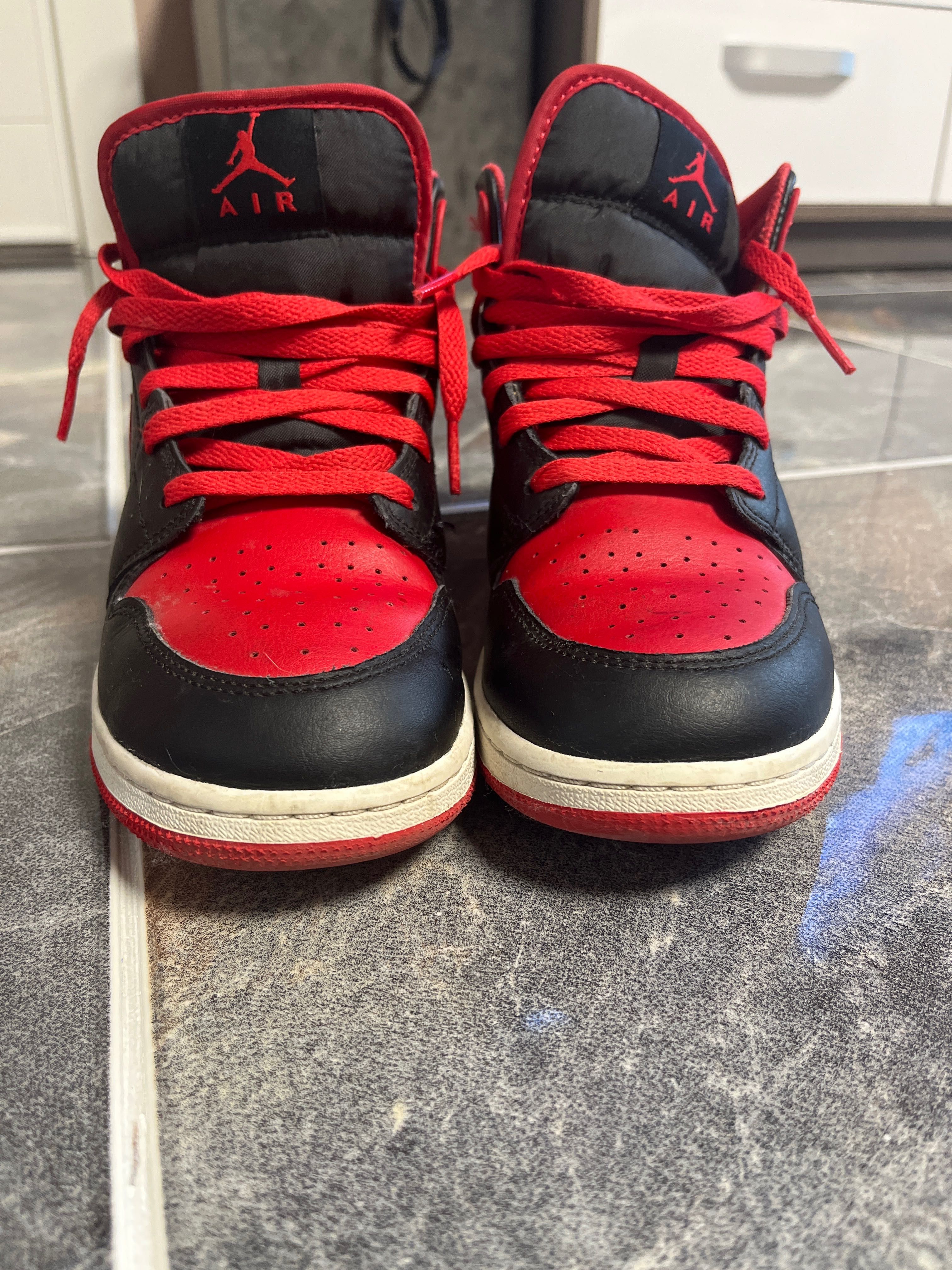 Кожени маратонки AIR JORDAN
