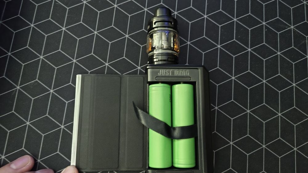 Vând Voopoo Drag 5 – ca nou, cu garanție + baterii incluse