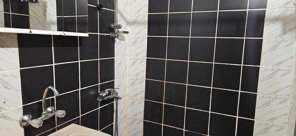 Продава се Двустаен апартамент в Елин Пелин - 63 кв.м за 1796 €/кв.м - Снимка #9