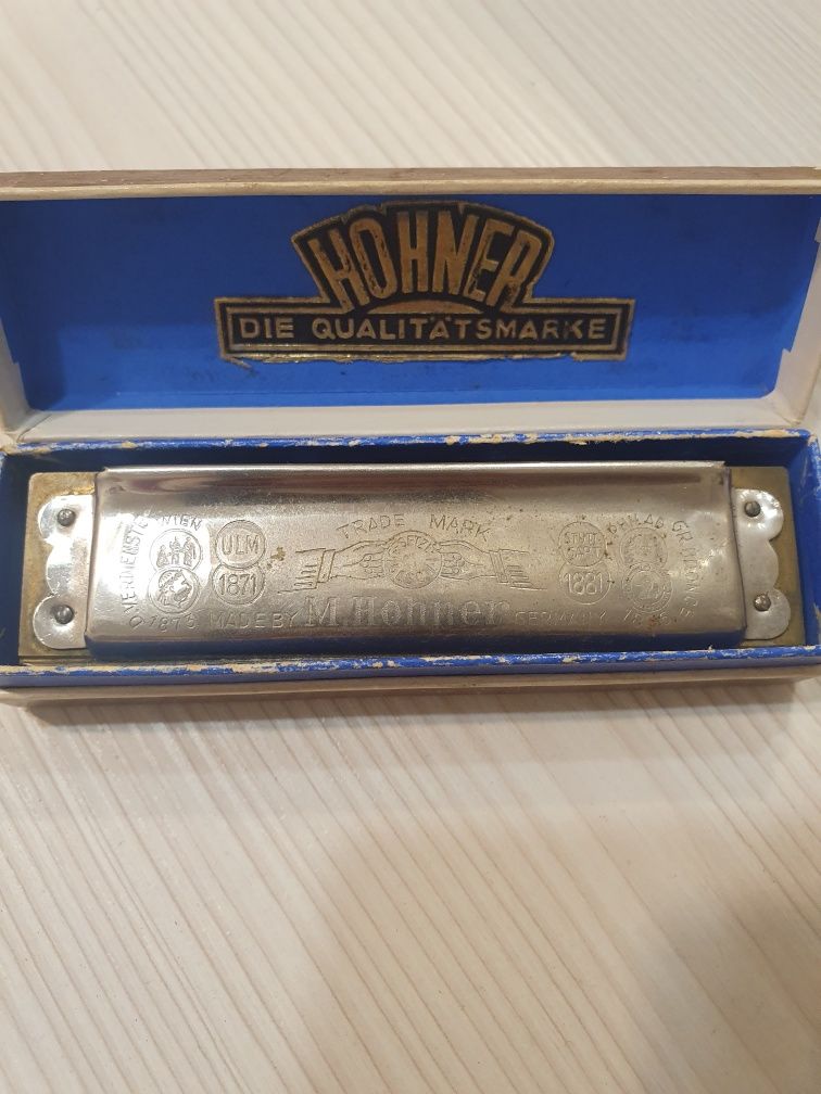 Стара хармоника HOHNER