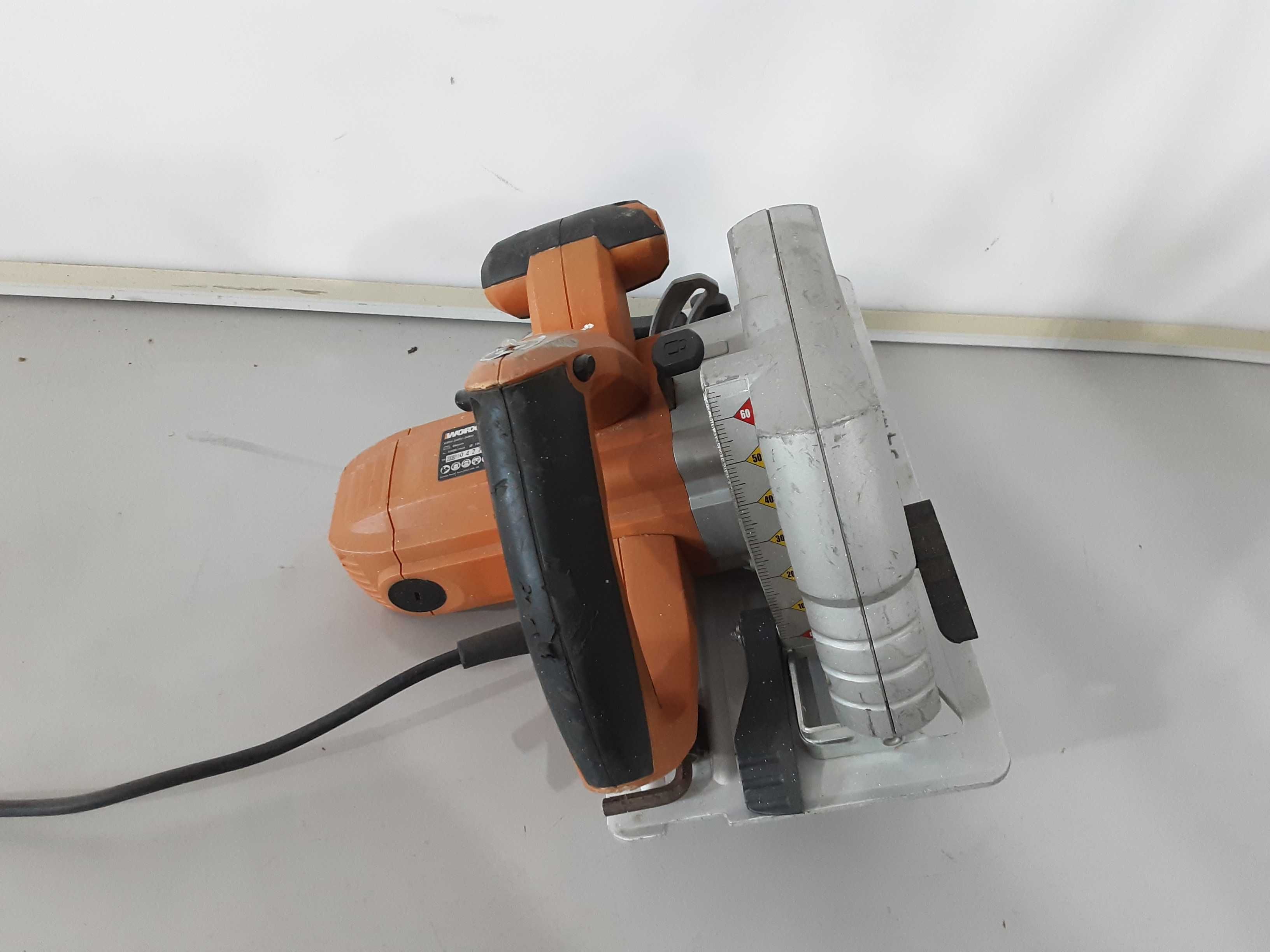 Ръчен циркуляр - Worx 1500W