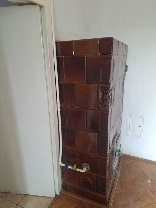 De vanzare soba teracota