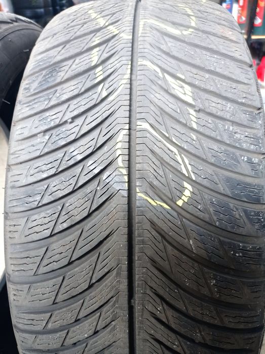 Vând anvelope 225/40/18 Michelin