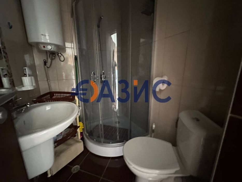 Продава се Двустаен апартамент в к.к. Слънчев бряг - 42 кв.м за 1477 €/кв.м - Снимка #9