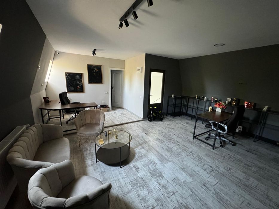 Spatiu comercial / de birouri Bragadiru zona noua