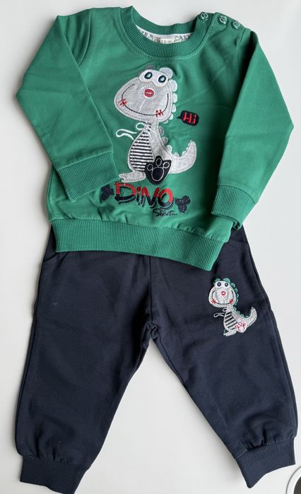 Новый утеплённый костюм штаны и кофта 74 см