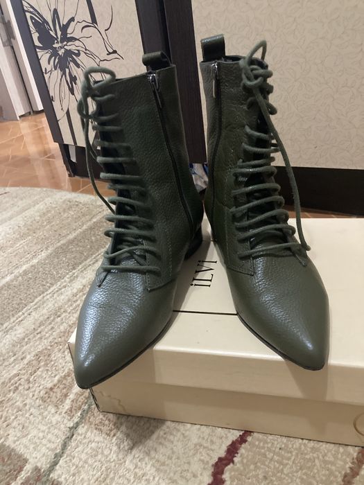 Коженный сапоги сапоги