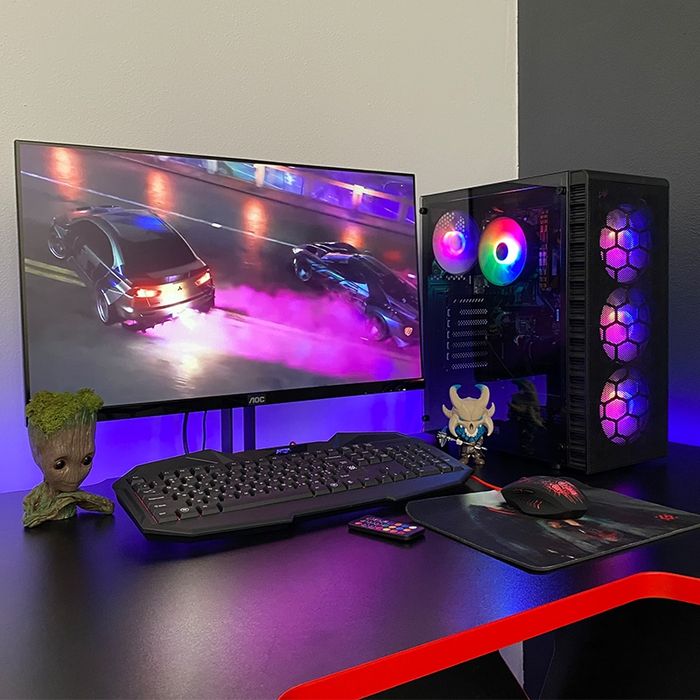 Отдам системные блок, монитор, клавиатуру и мышку