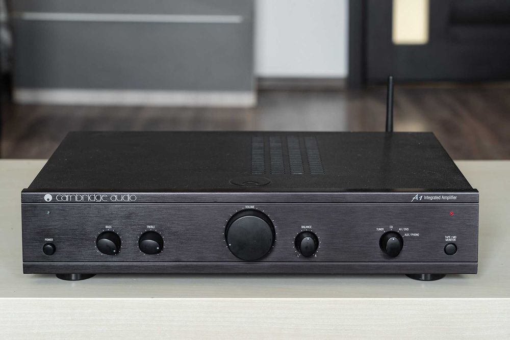 Amplificator Cambridge Audio A1 v.2 (cu îmbunătățiri)