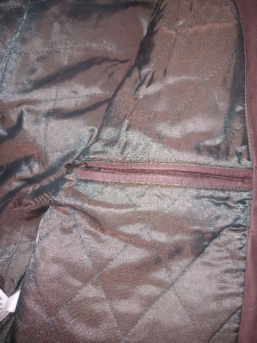 Кожен елек с много джобове