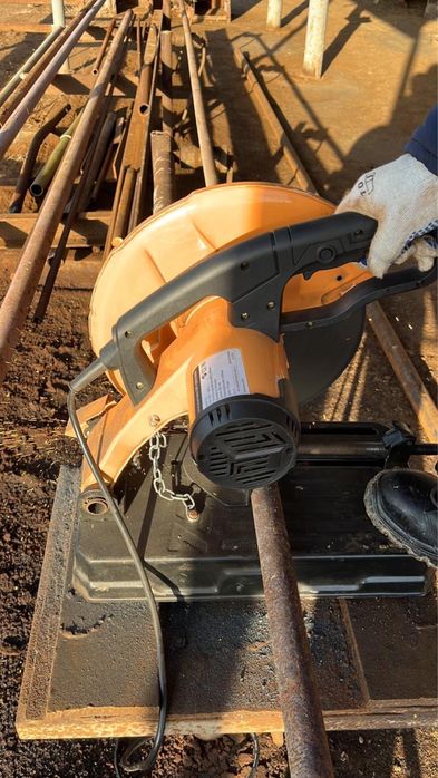 Болгарка сатылады , новый !