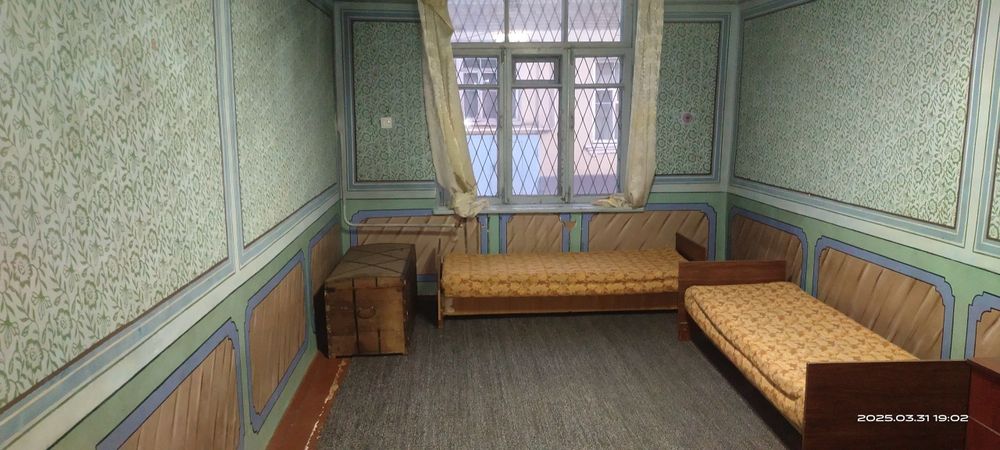 Тинчлик метро 4 сот.3 комн,