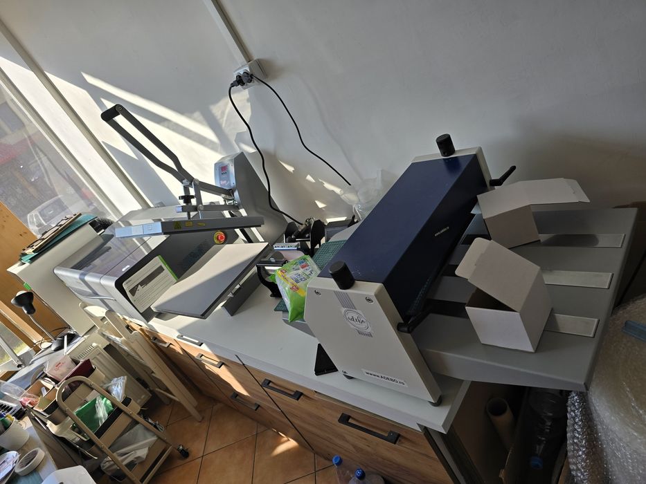 Afacere de vanzare - Centru de print si personalizari + invitatii