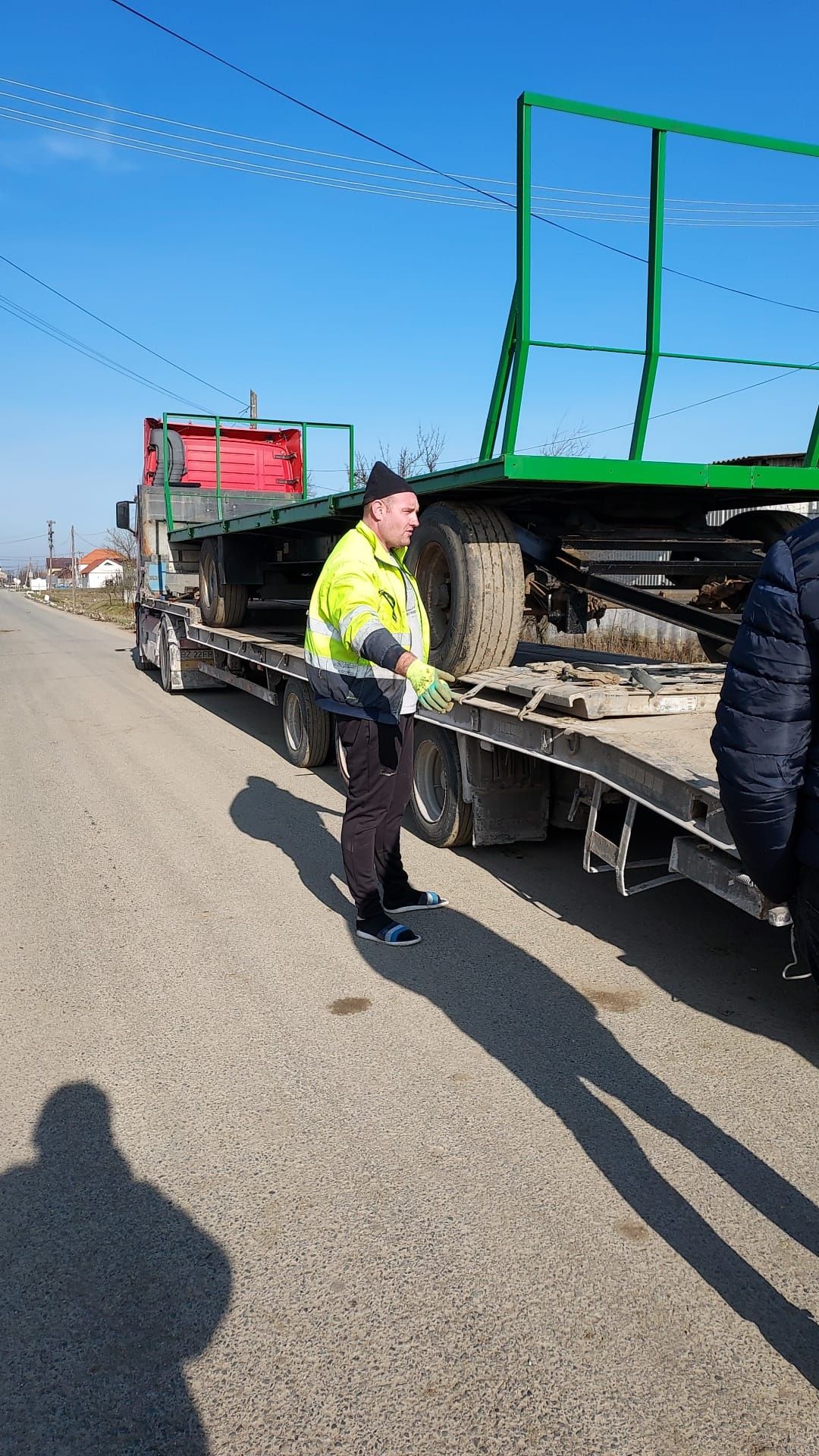 Trailer tarnsport baloti