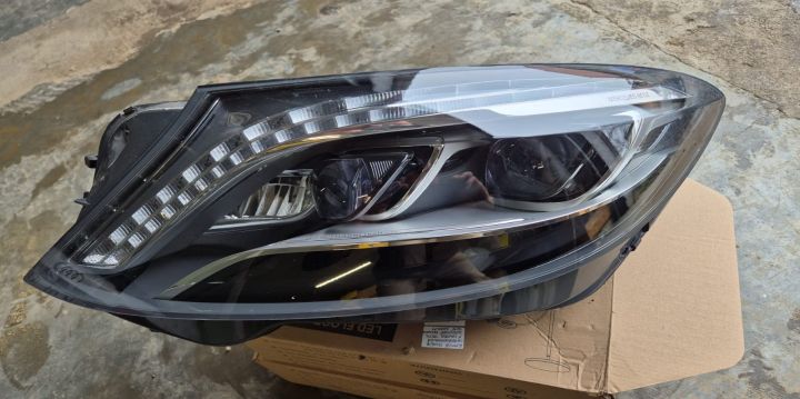 Far stanga 0301276233 / a2229061302 Mercedes-Benz S-Class W222