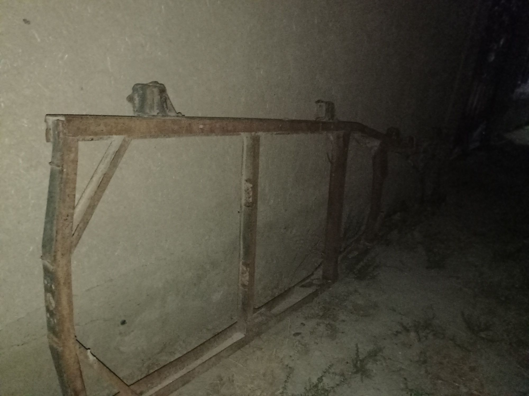 Rama uaz sotiladi  butun sastuani chotki aybi yuk