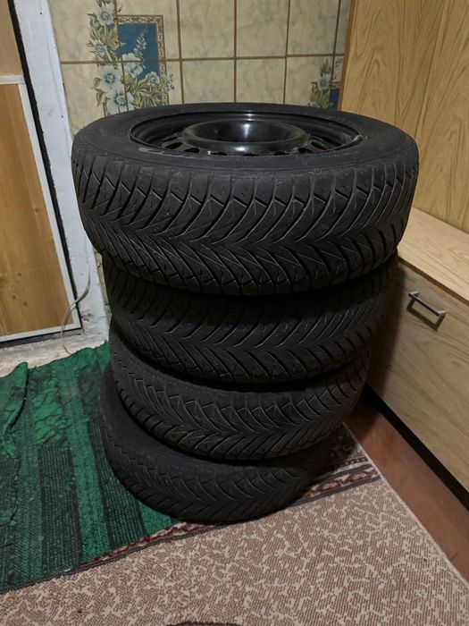 Продаю баллоны с дисками