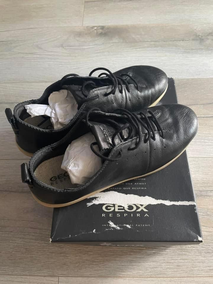 Pantofi piele Geox Respira, marimea 36