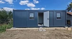 Executam  containere modulare