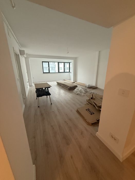 Inchiriez ap 83,73 mp utili , ideal pt birouri, salon sau locuinta