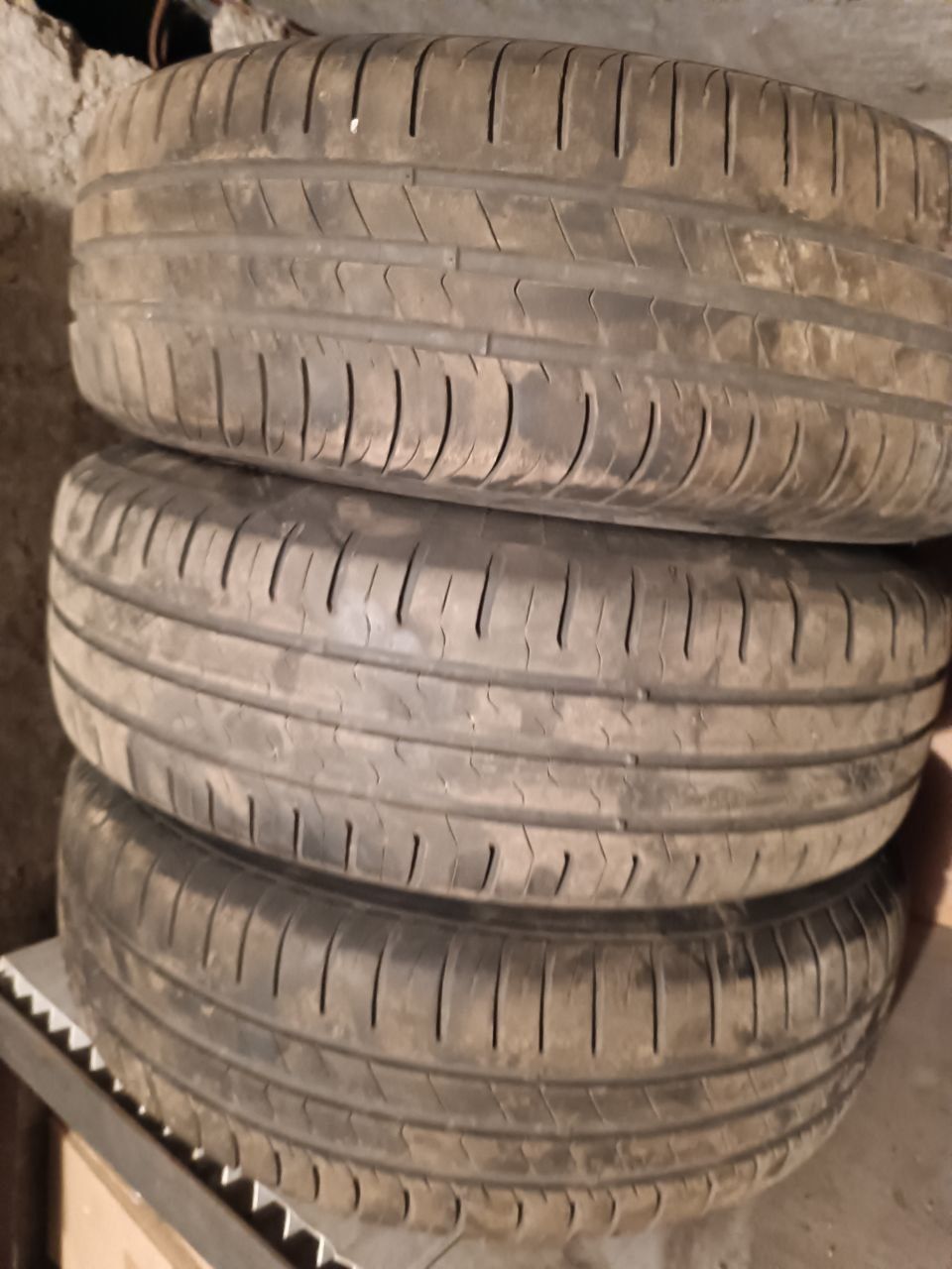 Продавам летни гуми топ цена