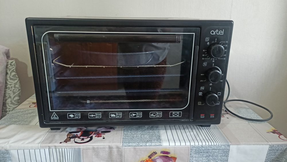 Продам электропечь Artel