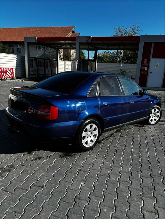 Audi A4 S-Line an fabricatie 2000