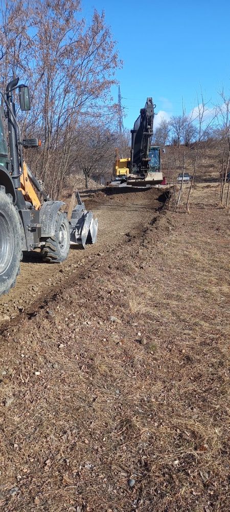 Inchirieri camioane8x4 excavatoare buldoexcavator demolari constructii