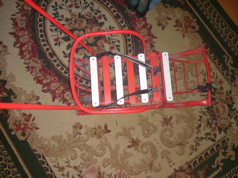 Продам санки бу в хорошом состояние