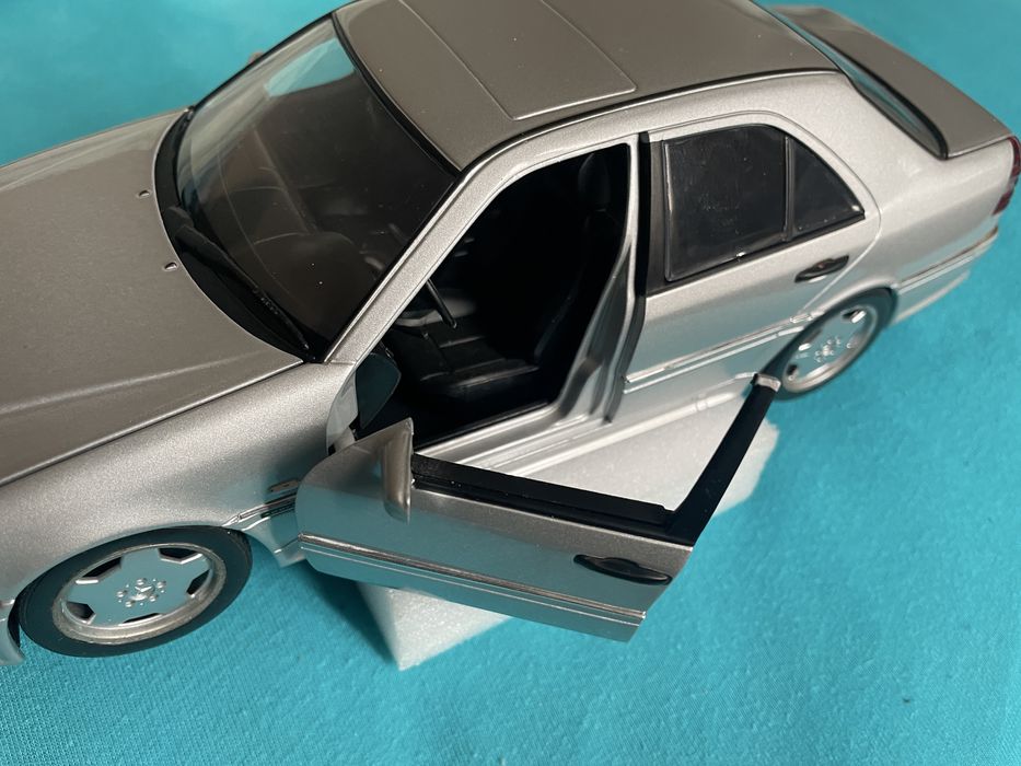 Mercedes-Benz C Class - UT Models - 1:18