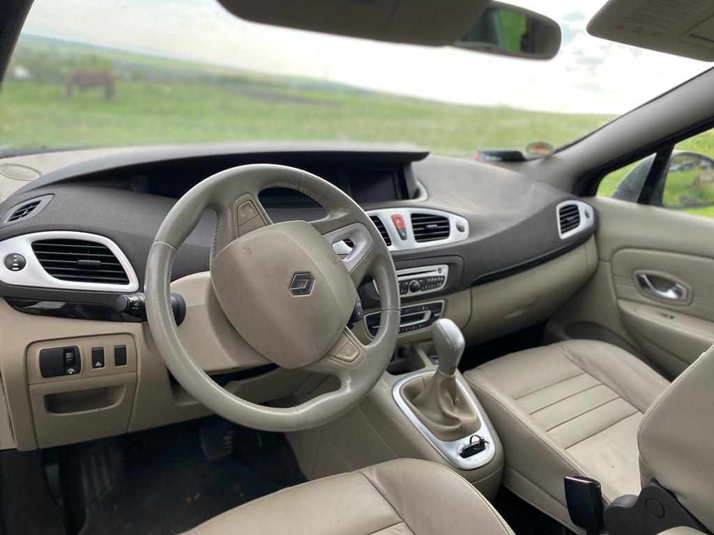 Interior Renault Grand Scenic 3