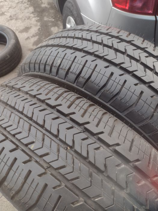 Почти нови 2бр.215/65/16 С Michelin Agilis dot3624