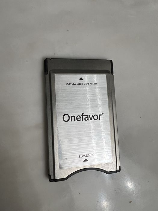 PCMCIA картридер для Мерседес.
