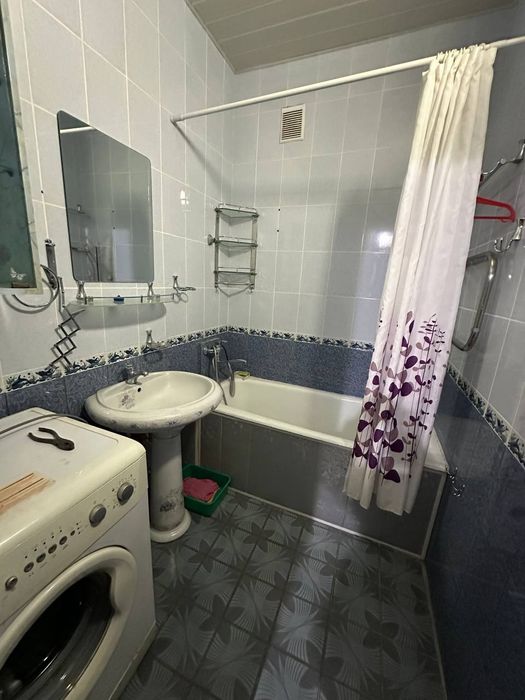 Сдаётся квартира находится массив Риезий ориентир Паркенский рынок