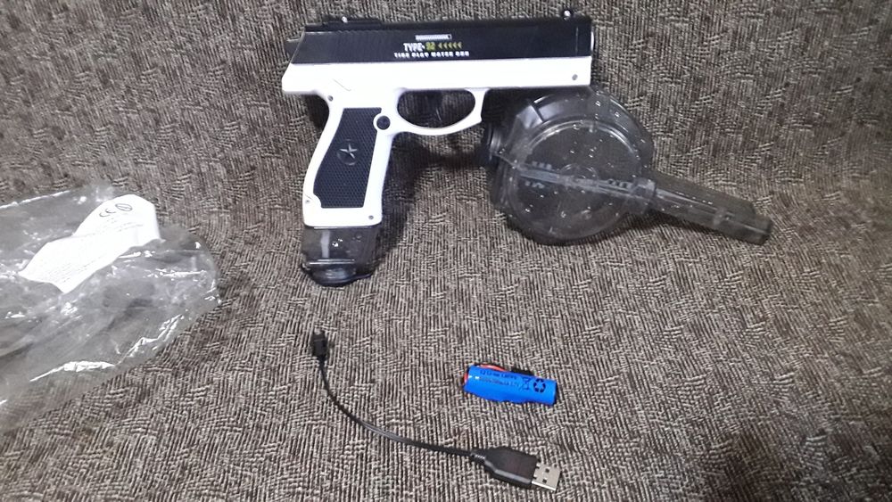 OFERTĂ NOU Pistol electric apa jucărie (Rezervor mare și mic)