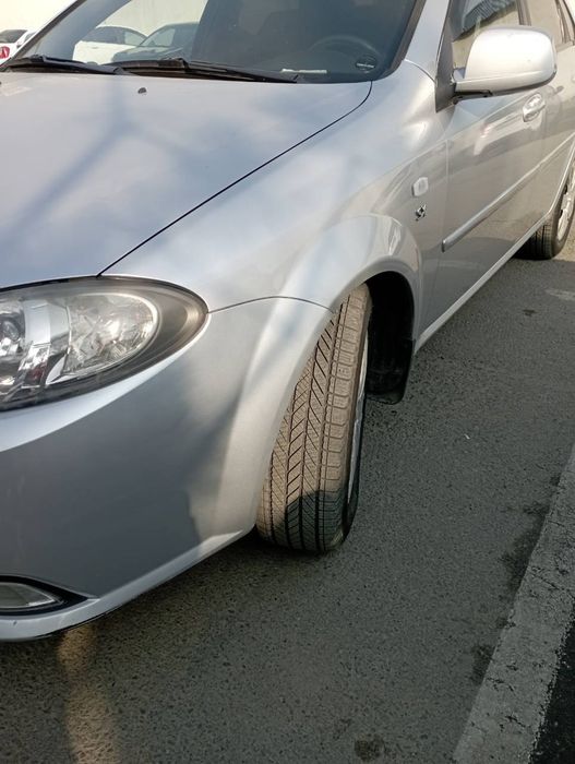 Gentra 2015 серебристый