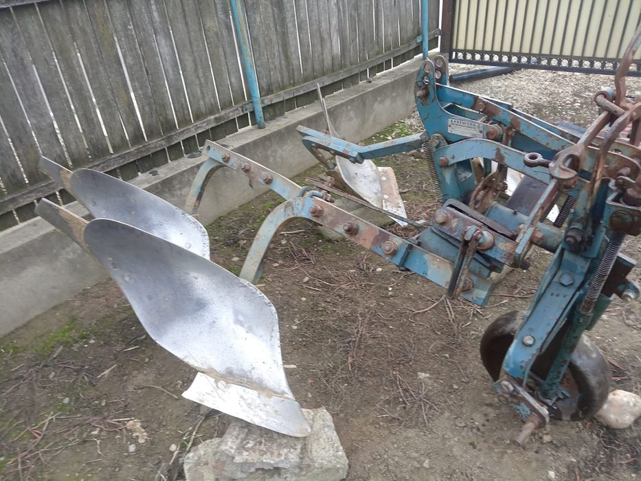 Vând plug rabewerk polonez