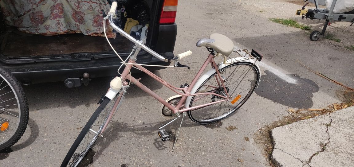 Vând bicicletă 26