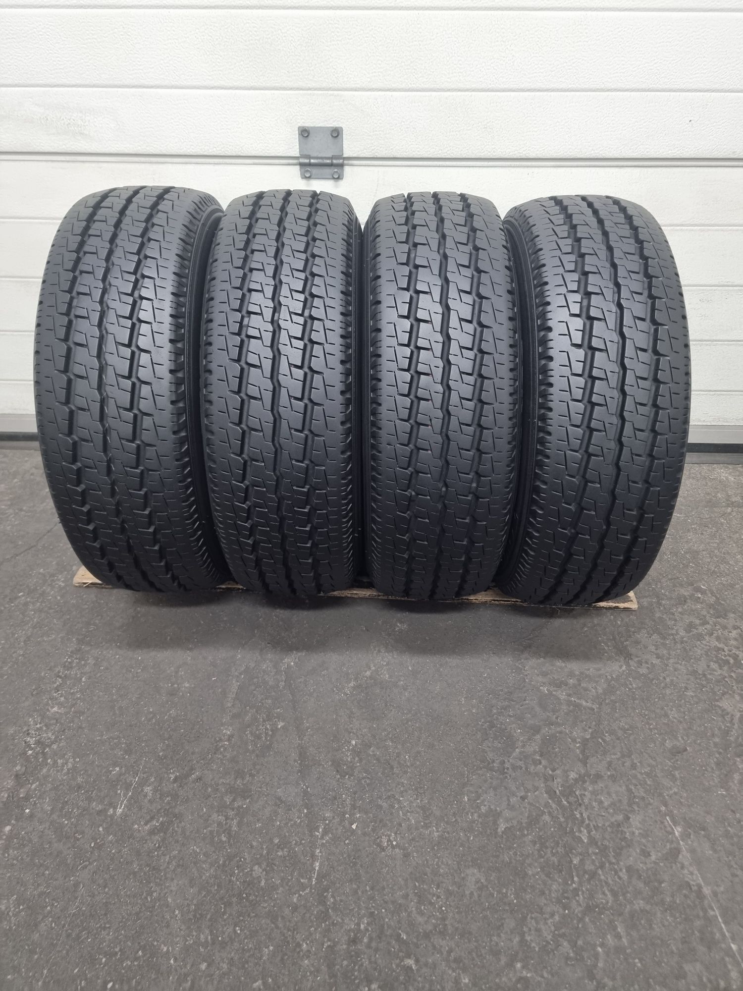 Anvelope Toyo 175 65 14C