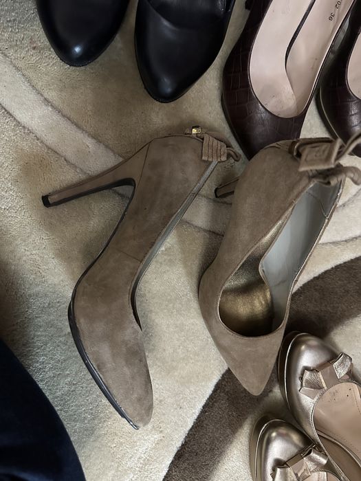 Продавам Обувки с Високо Качество и Стил