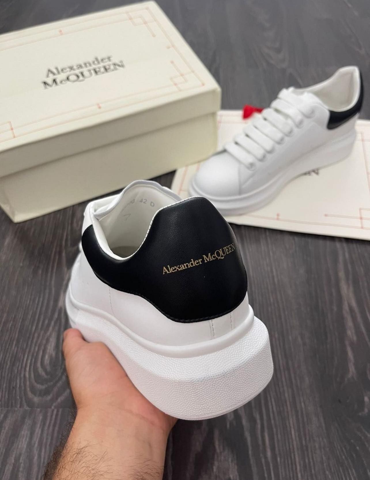 Alexander Mcqueen