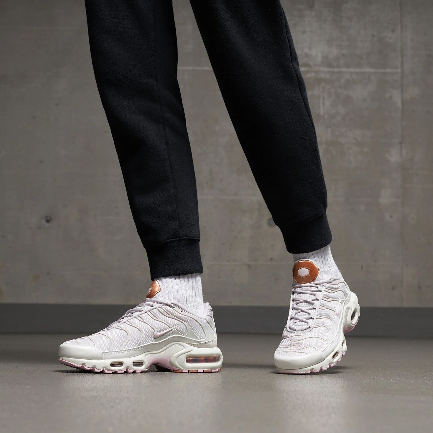 Nike Air Max Plus TN номер 37.5