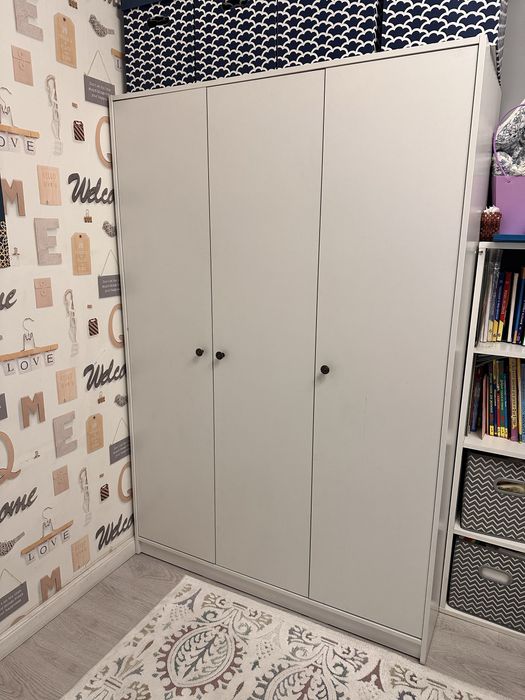 Шкаф для одежды Икеа