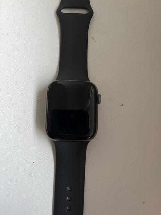 Apple watch întreținut