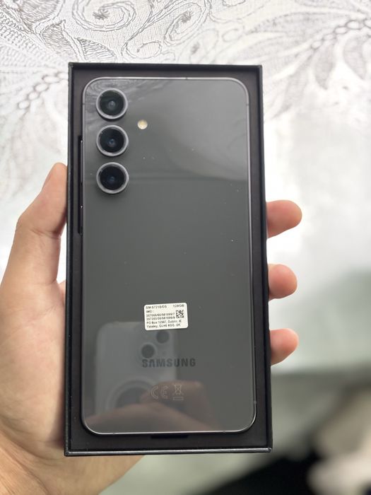 Samsung S24 FE NOU in garanție !