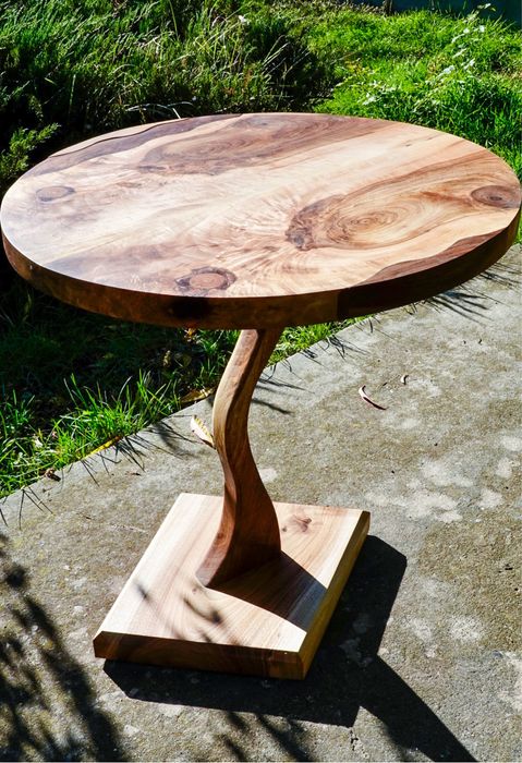 Masa de cafea din lemn masiv de nuc