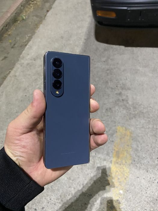 Samsung Z fold 4   12/256gb