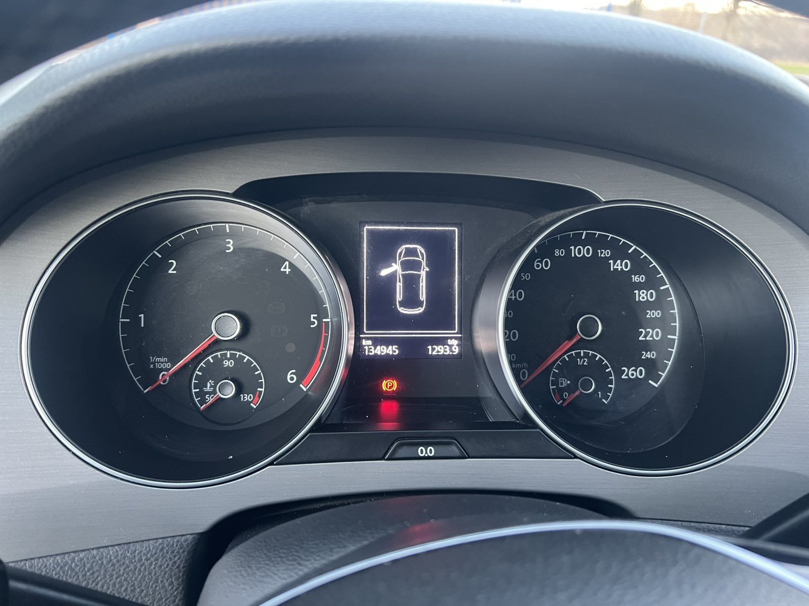 Vw Sportsvan 1.6 TDI 110кс.евро 6 2016г.