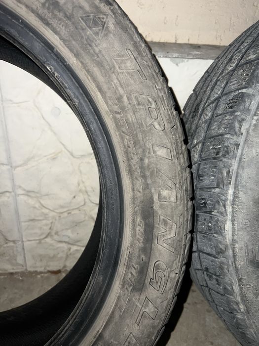 Резина 215/55/17.