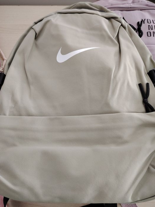 Школьная сумка новая, производства  Казахстана, качество отличная